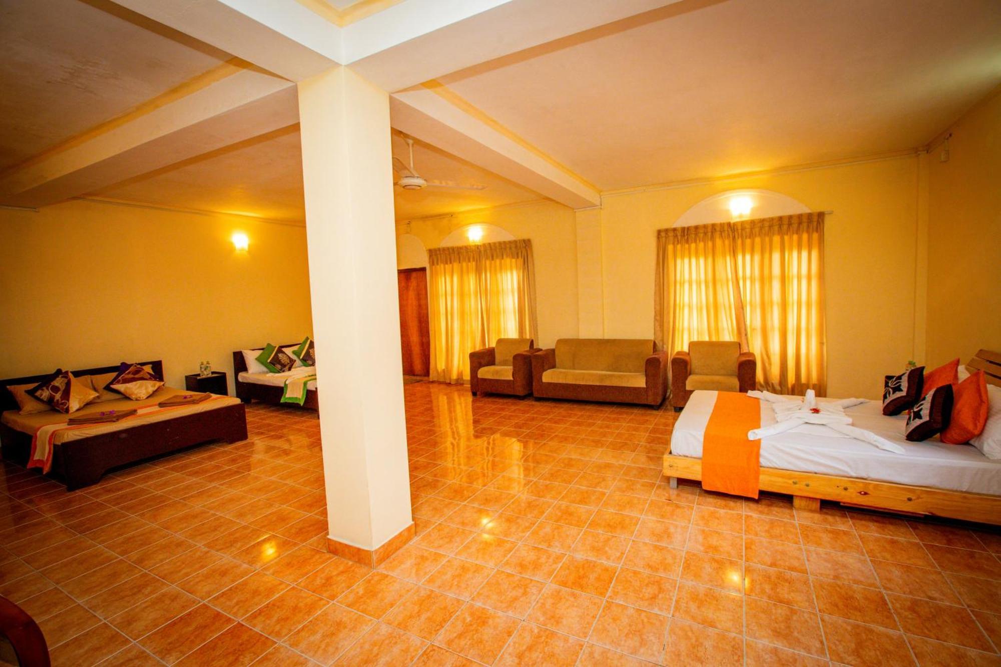 Sunbloom Inn Kandy Exterior photo